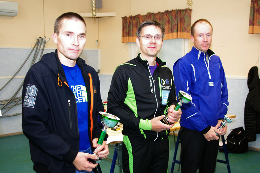 Pertin hiihto kuva $i