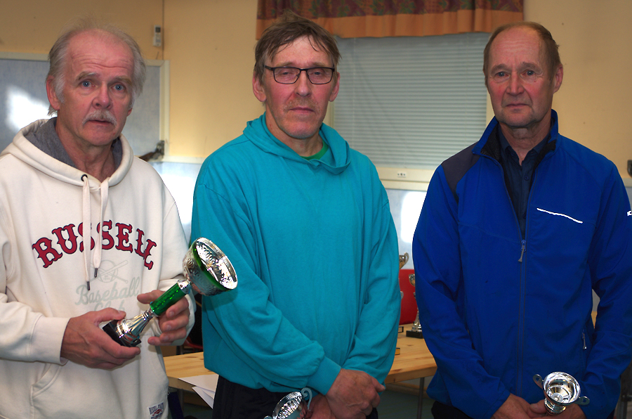 Pertin hiihto kuva $i