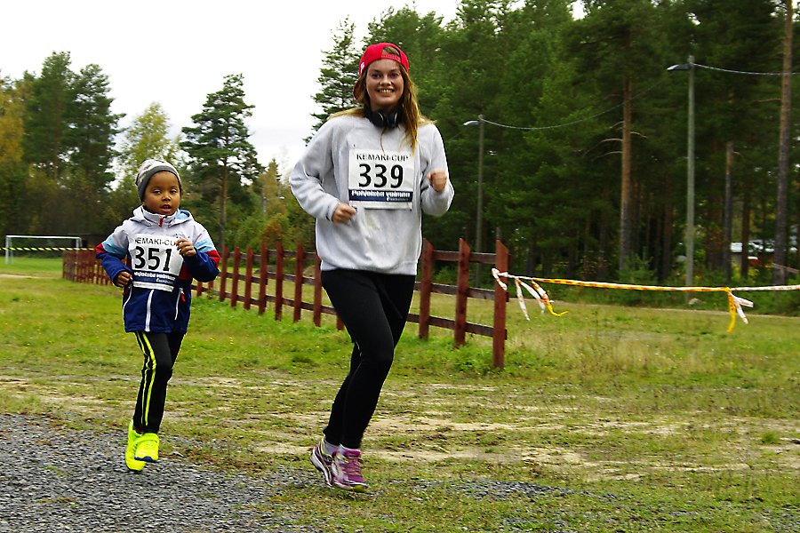 Pertin hiihto kuva $i